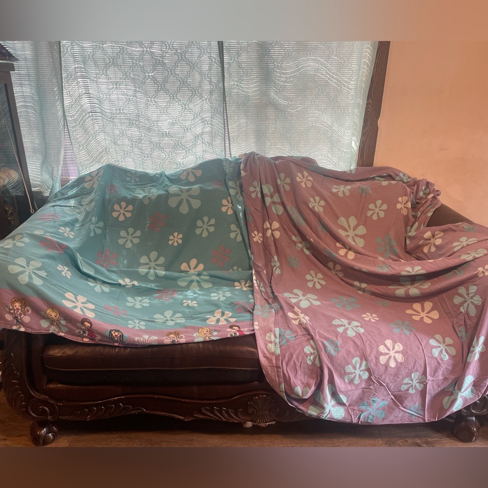 Vintage Bratz Bedding Fitted & Flat Sheet Set, Size Full dolls bedroom decor